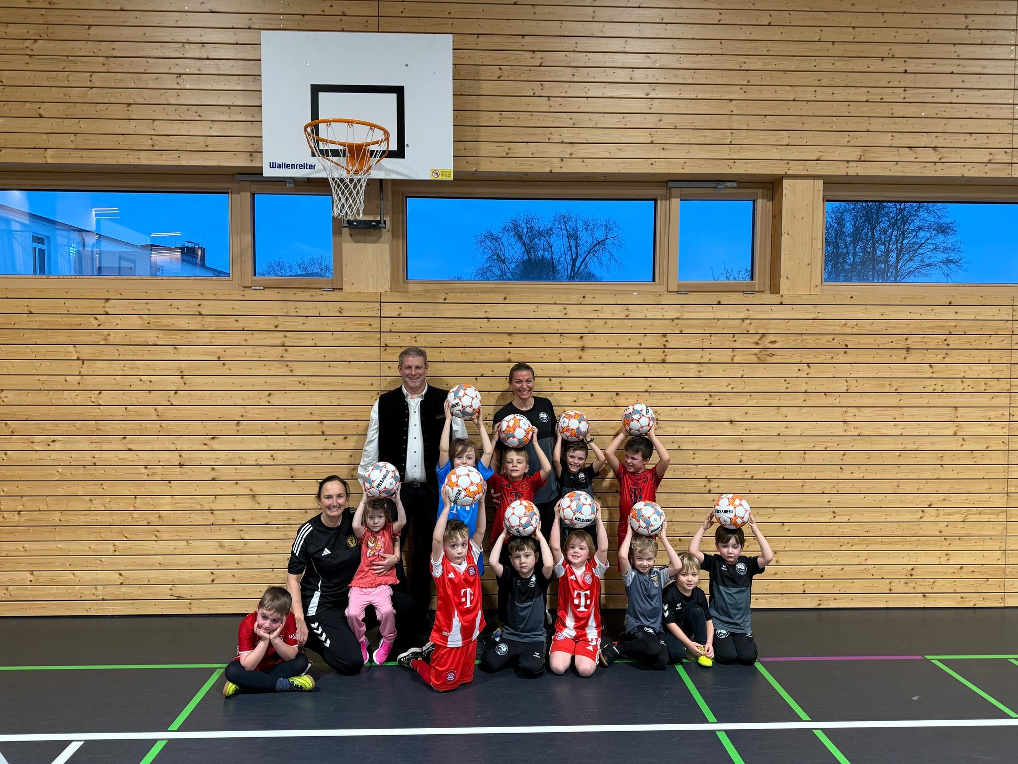 cd1cf994-4b4f-44b4-a49c-c76827de293b